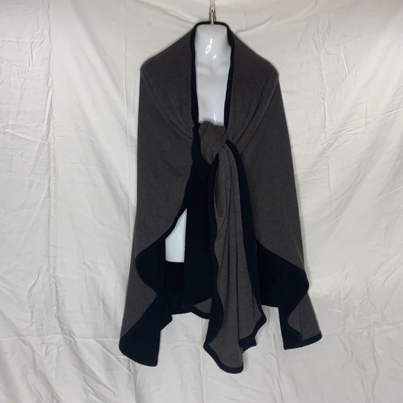 Wrap Shawl - Picture 5 of 10